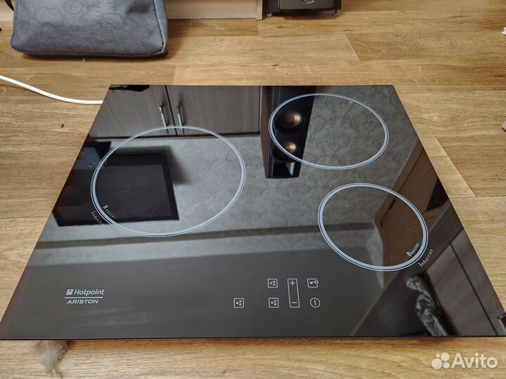 Индукционная варочная панель