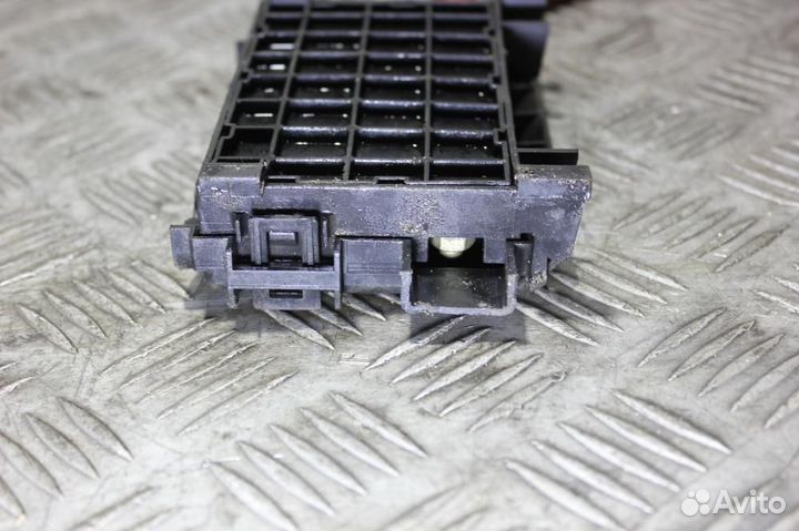 Блок предохранителей Chery Bonus 2011-2014