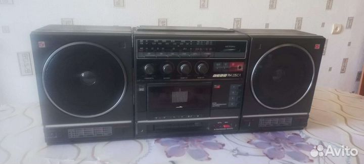 Музыкальный центр