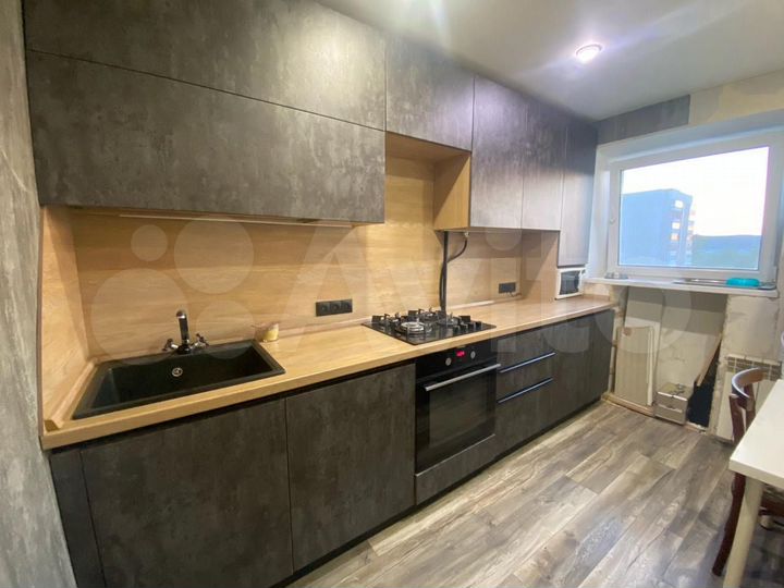 5-к. квартира, 47 м², 4/5 эт.