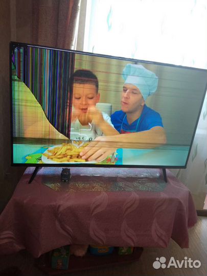Телевизор на запчасти