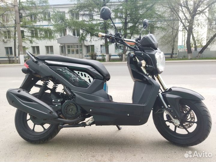 Скутер Vento Naked 50 (150) в идеале