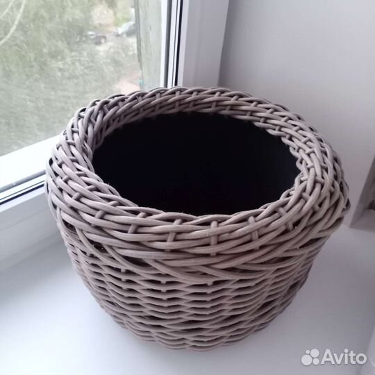 Корзина плетеная