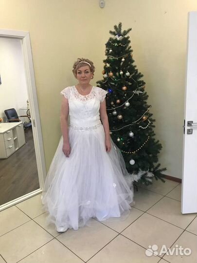 Свадебное платье 48 -50 размер