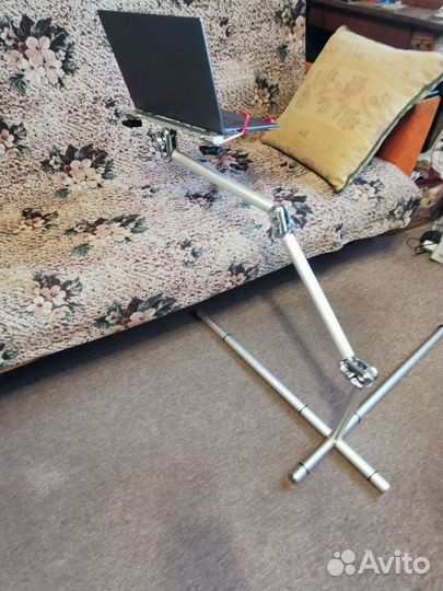Стойка для ноутбука универсальная, гибкая, напольн