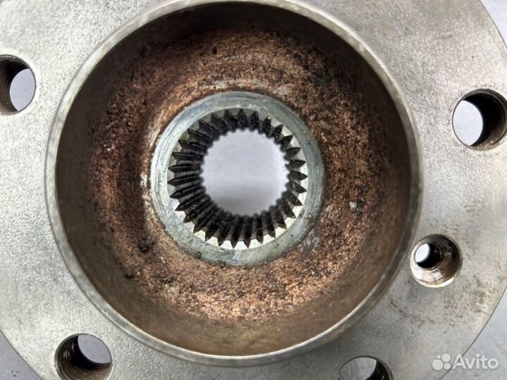 Ступица с подшипником передняя Bmw X5 E70