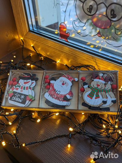 Новогодние игрушки деревянные