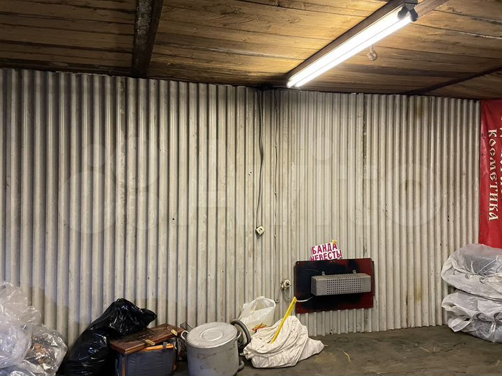 Гараж, > 30 м²