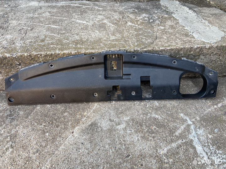 Планка радиатора защитная (верхняя) от Santa Fe 3