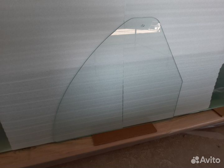 Стекло для холодильной витрины