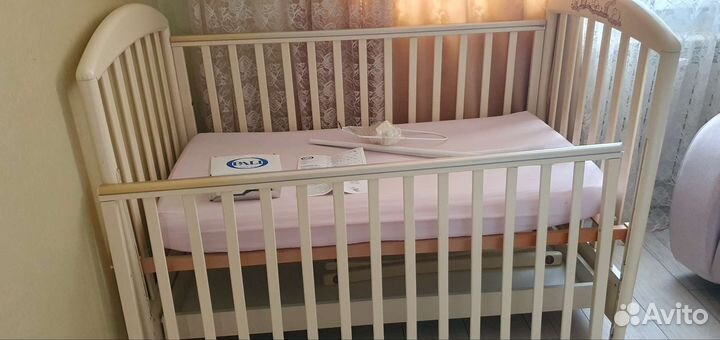 Детская кроватка