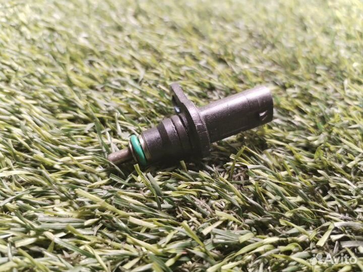 Датчик температуры охлаждающей жидкости Audi S8