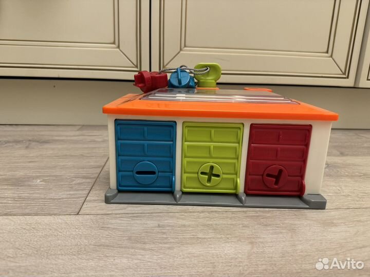 Детский гараж парковка