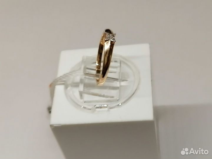 Золотое кольцо С камнями (Au 585) вжд