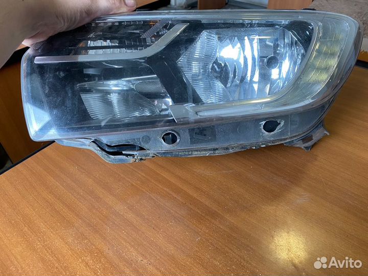 Фара левая Рено Логан 2
