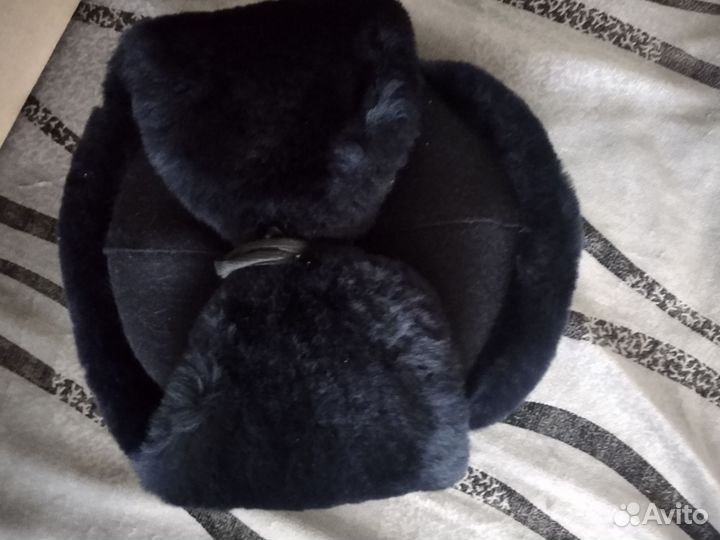 Уставная зимняя мужская шапка