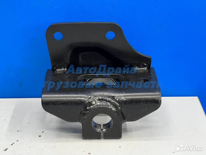 Кронштейн рессоры передней Isuzu FVR34