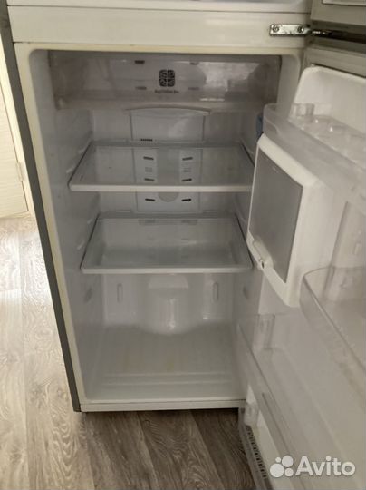 Холодильник