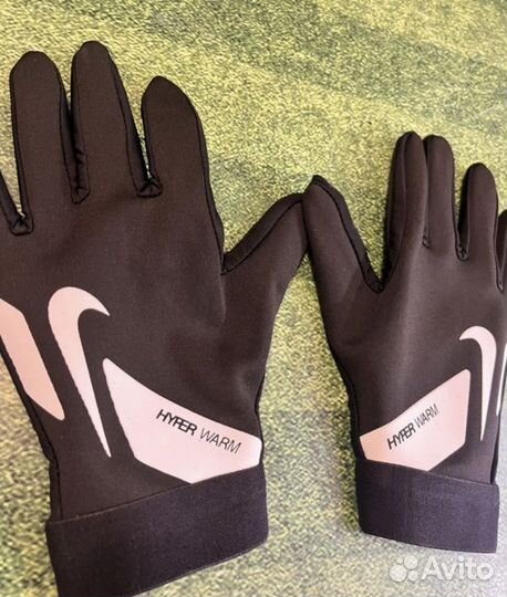 Перчатки nike hyperwarm