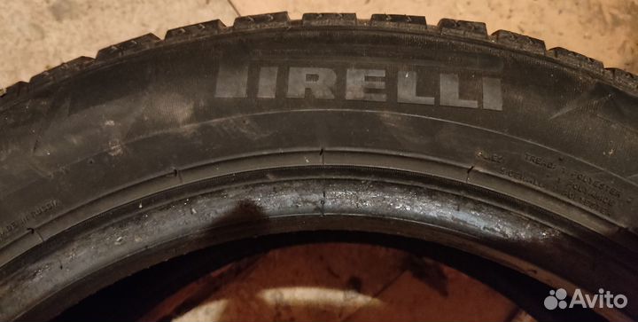 Pirelli Ice Zero 185/55 R15 82T