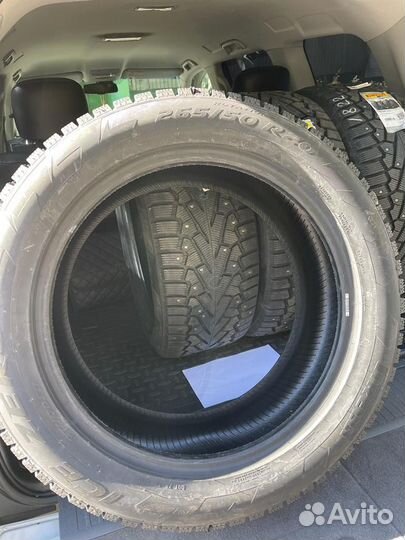 Pirelli Winter Ice Zero 265/50 R20 111H