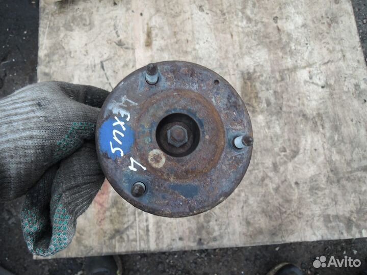 Амортизатор передний левый Lexus IS 250/350 05-13