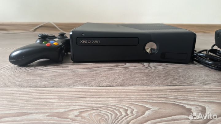 Xbox 360 slim Freeboot