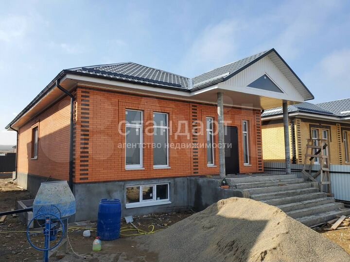 Дом 106 м² на участке 4 сот.