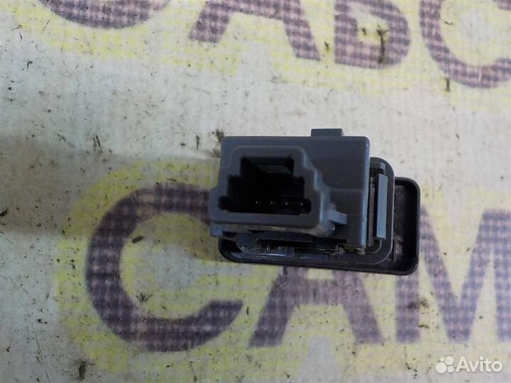 Кнопка аварийной сигнализации Toyota Corolla (E15