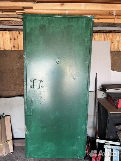 Дверь металлическая двойная