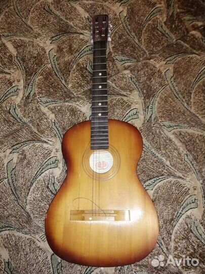 Акустическая гитара, 7-струнная