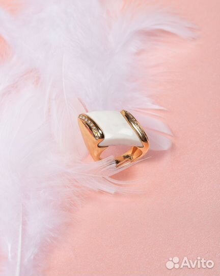 Золотое кольцо с бриллиантами 0.18ct Gavello