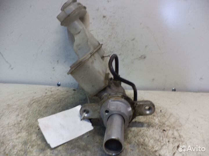 Главный тормозной цилиндр Ниссан Кашкай 2008г 2л