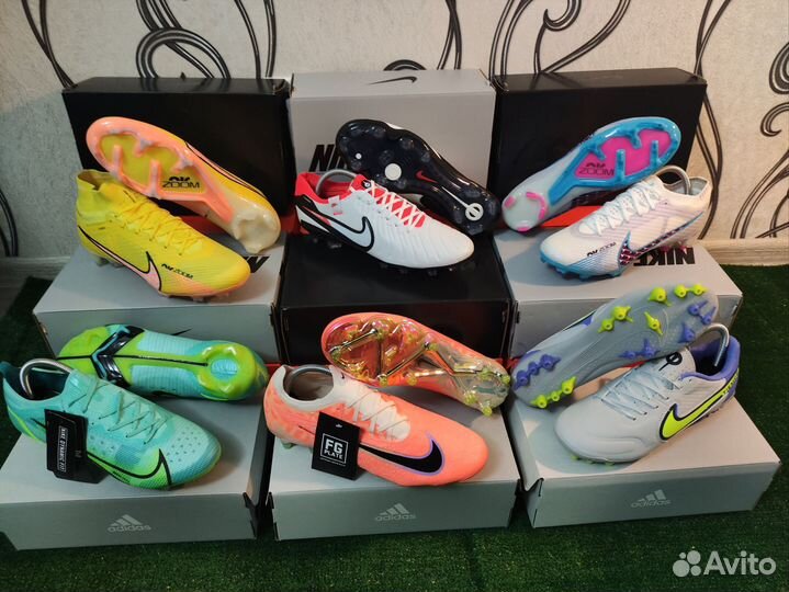 Бутсы Nike Phantom Luna