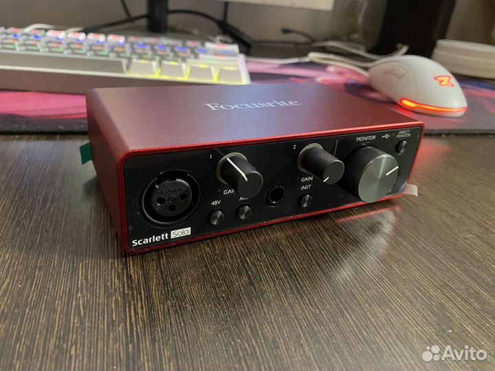 Звуковая карта focusrite scarlett solo 3rd gen