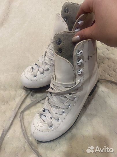 Коньки фигурные 32 размер