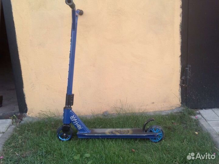 Трюковой самокат