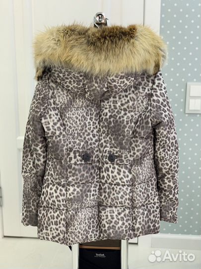 Пуховик женский Acasta с натуральным мехом лисицы