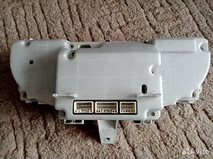 Продаю запчасти к Toyota Ipsum ACM-21