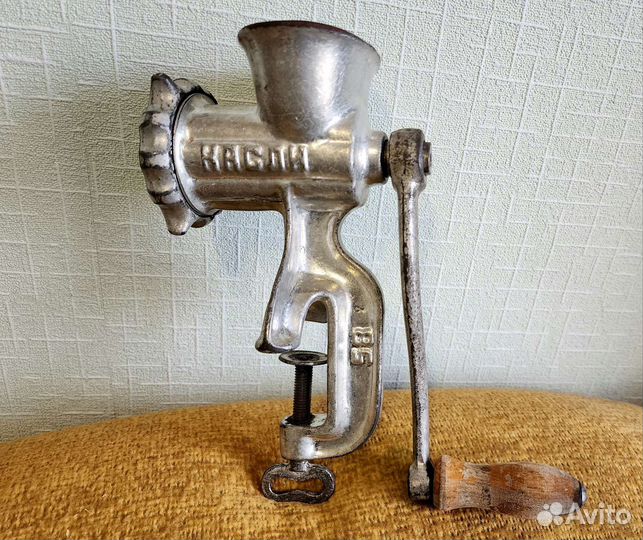 Мясорубка ручная Касли Каслинское литье СССР