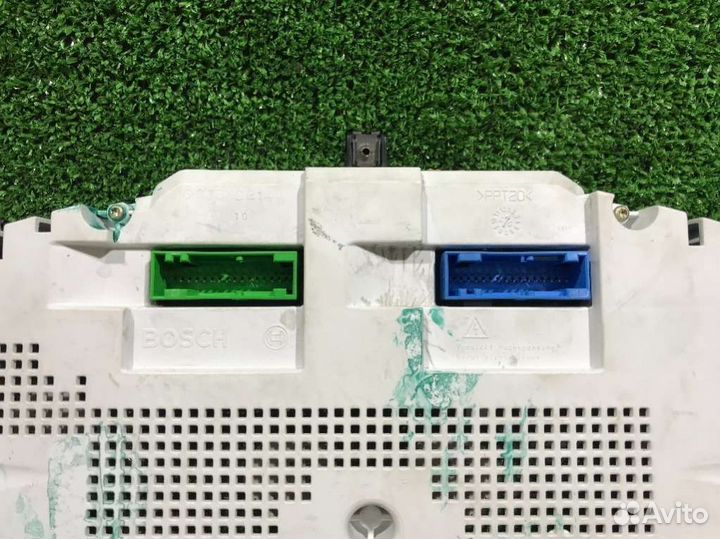 Щиток приборов (приборная панель) Volkswagen Touar