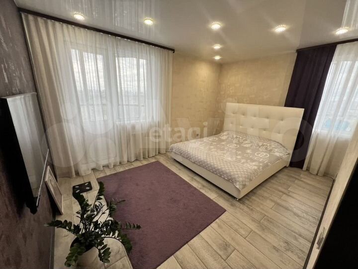 3-к. квартира, 87 м², 13/17 эт.