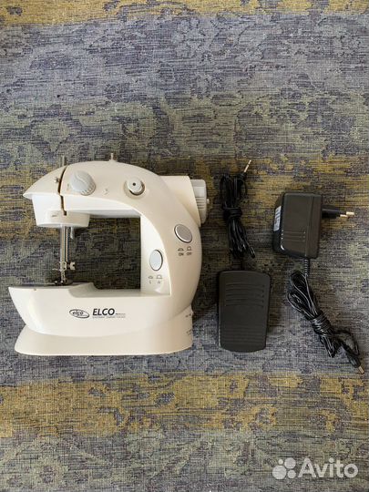 Миниатюрная Швейная машина elco