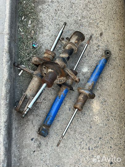 Стойки на priora