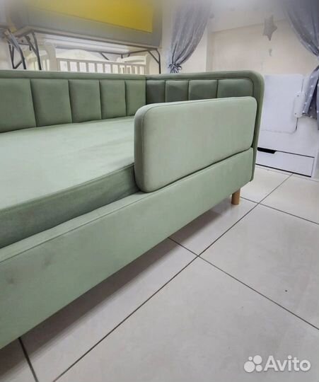 Подростковая детская кровать диван интерьерная