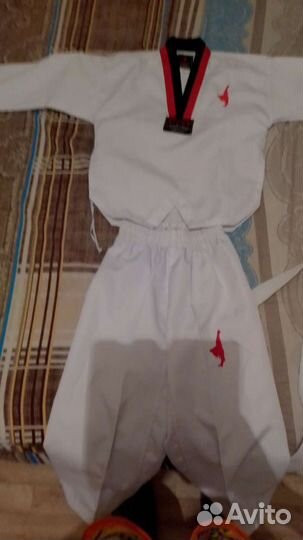 Костюм для тхэквондо