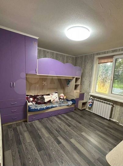 4-к. квартира, 58 м², 1/1 эт.