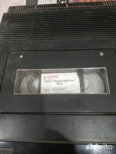 Видеомагнитофон вм12