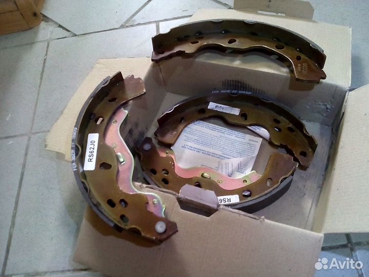 Колодки тормозные Suzuki 53200-79J00