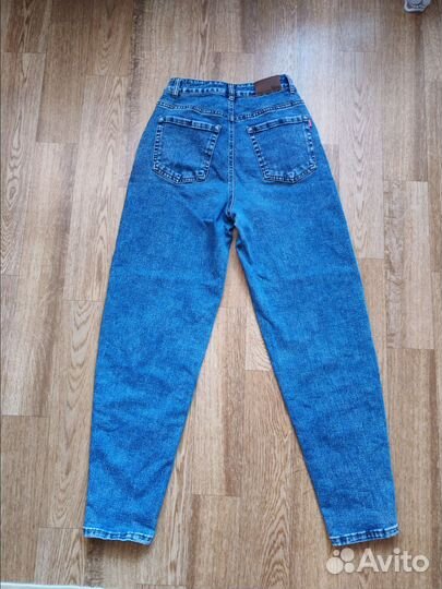 Джинсы женские